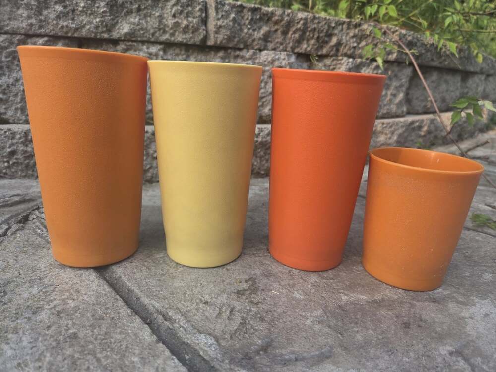 Retro Tupperware Tall Drinking Cups Lot Vintage Harvest Fall Colors MCM Kitchen